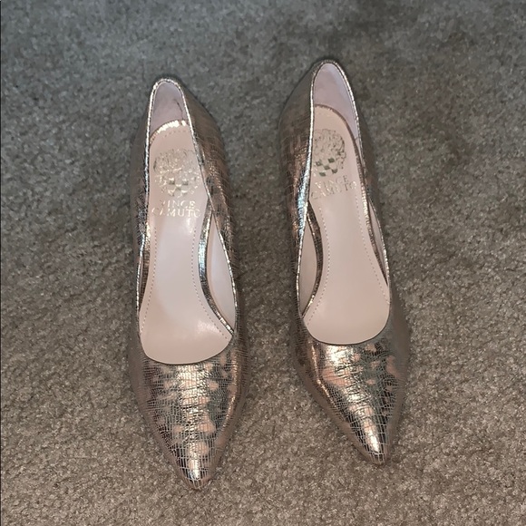 Vince camuto size 7 - Picture 1 of 2